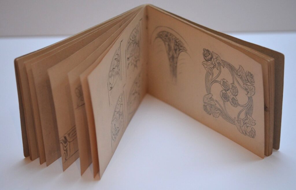 En tegneblokk fra en gipsmaker