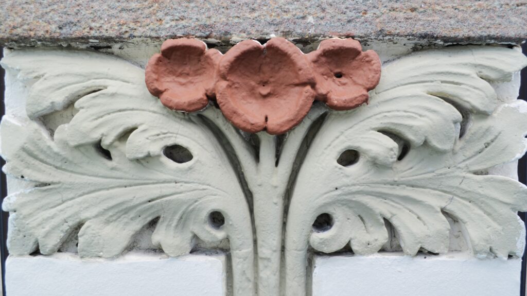 Dekor fra Kongens gate 24, Ålesund. Foto: Peder Alme v/ Norsk Håndverksinstitutt 2026